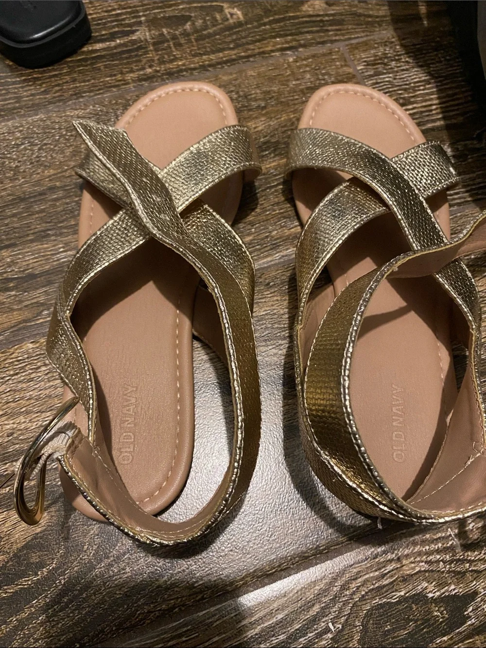 Old Navy Metallic Gold Crisscross Strap women’s Sandals
